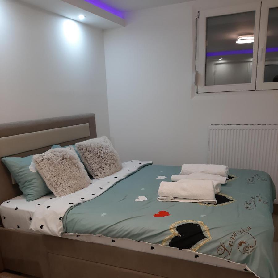 Apartman Zivkovic レスコヴァツ エクステリア 写真